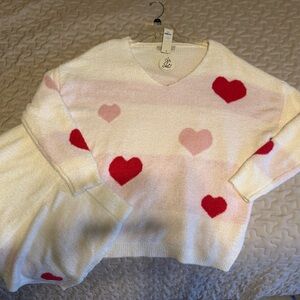 Francesca's Collections V-Neck Sweater & shorts set - Pink and Red Hearts NWT